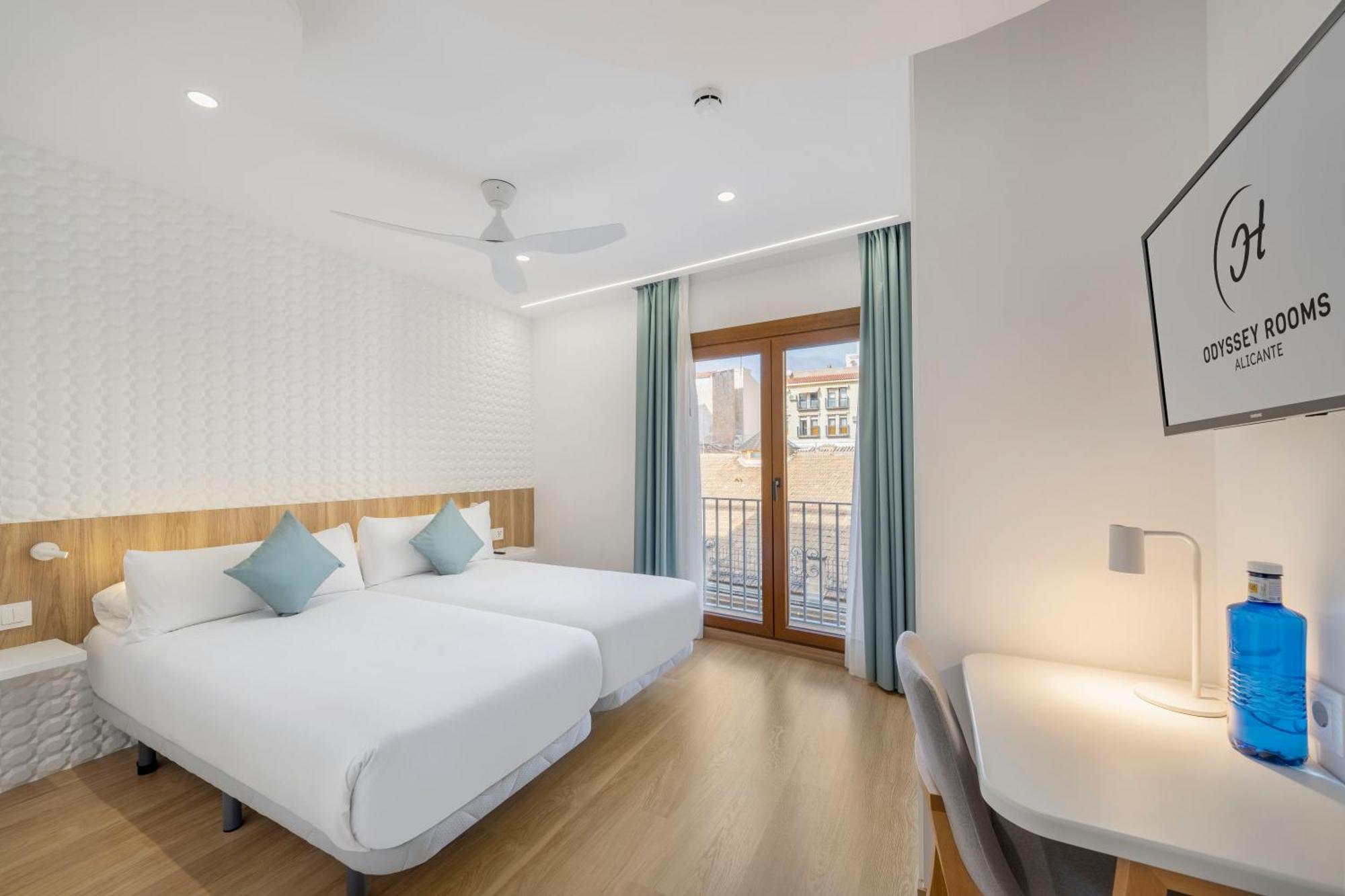 Odyssey Rooms Аликанте Экстерьер фото