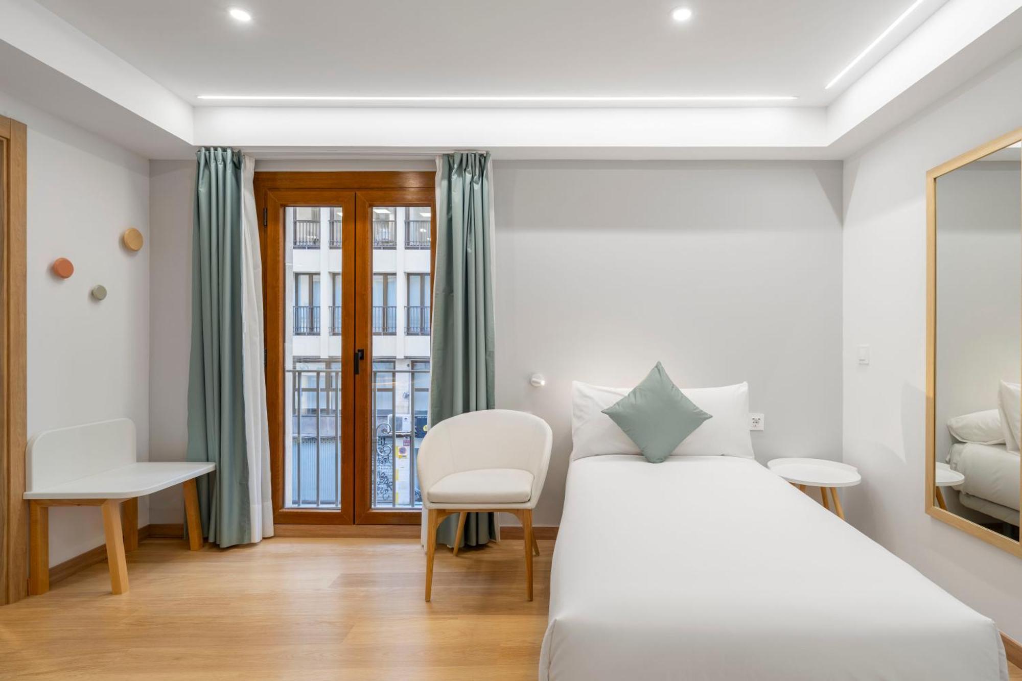 Odyssey Rooms Аликанте Экстерьер фото